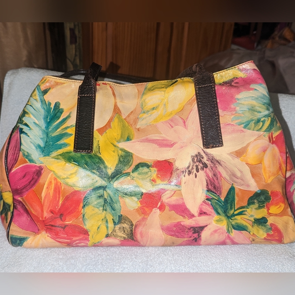 Maurizio Taiuti floral leather tote bag.